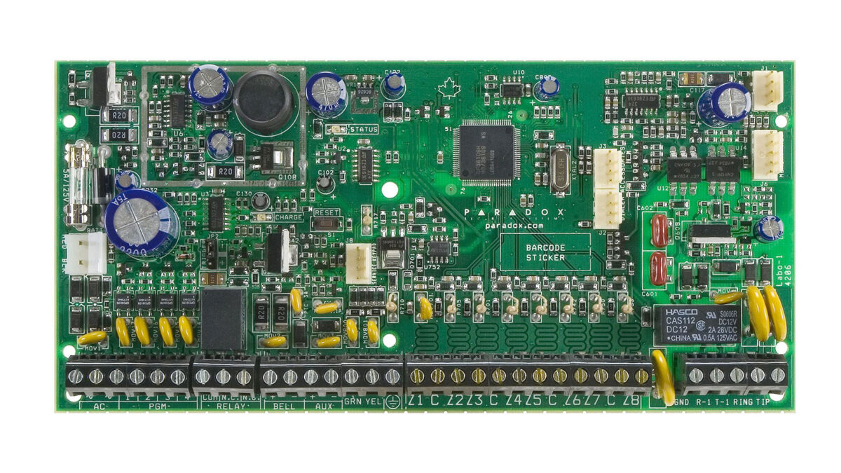 Paradox SP6000+/PCB – Žično-bežični konvencionalni paneli
